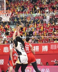 世界杯下注-2025-2026赛季WCBA季后赛半决赛首战 四川蜀道远达女篮一分险胜江苏南钢女篮|四川女篮|江苏女篮|富顺之歌|比赛|球迷_新浪新闻